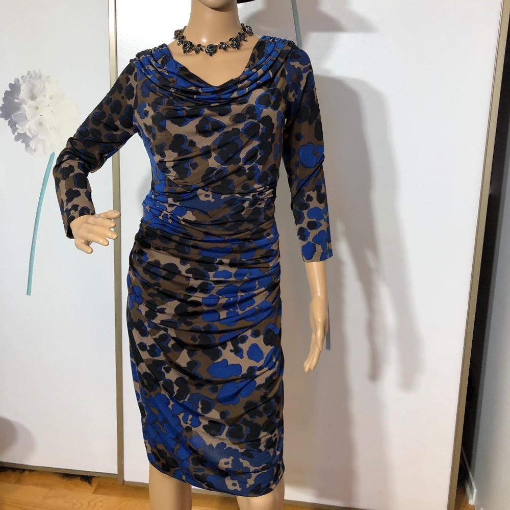 Long sleeves dress